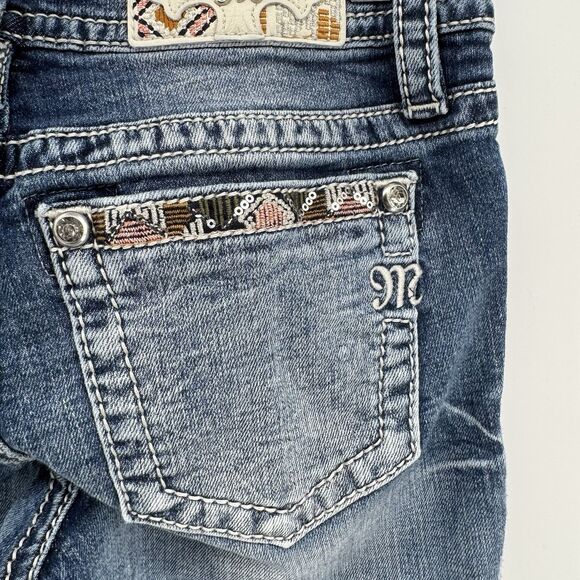 Miss Me Mid Rise Capri Women’s Size 25 Distressed & Bejeweled Beaded Jeans - Picture 11 of 16